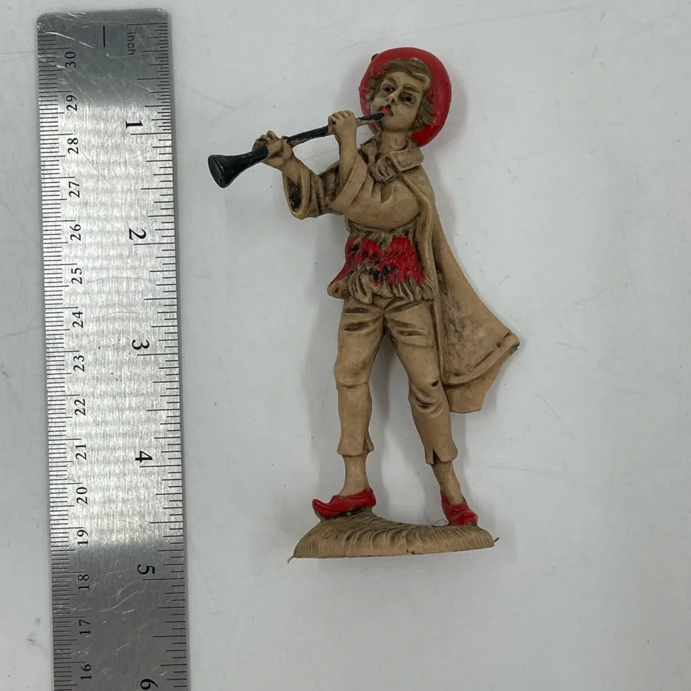 Vintage‎ Nativity Figure Plastic Replacement Shephard Boy Playing Horn 5